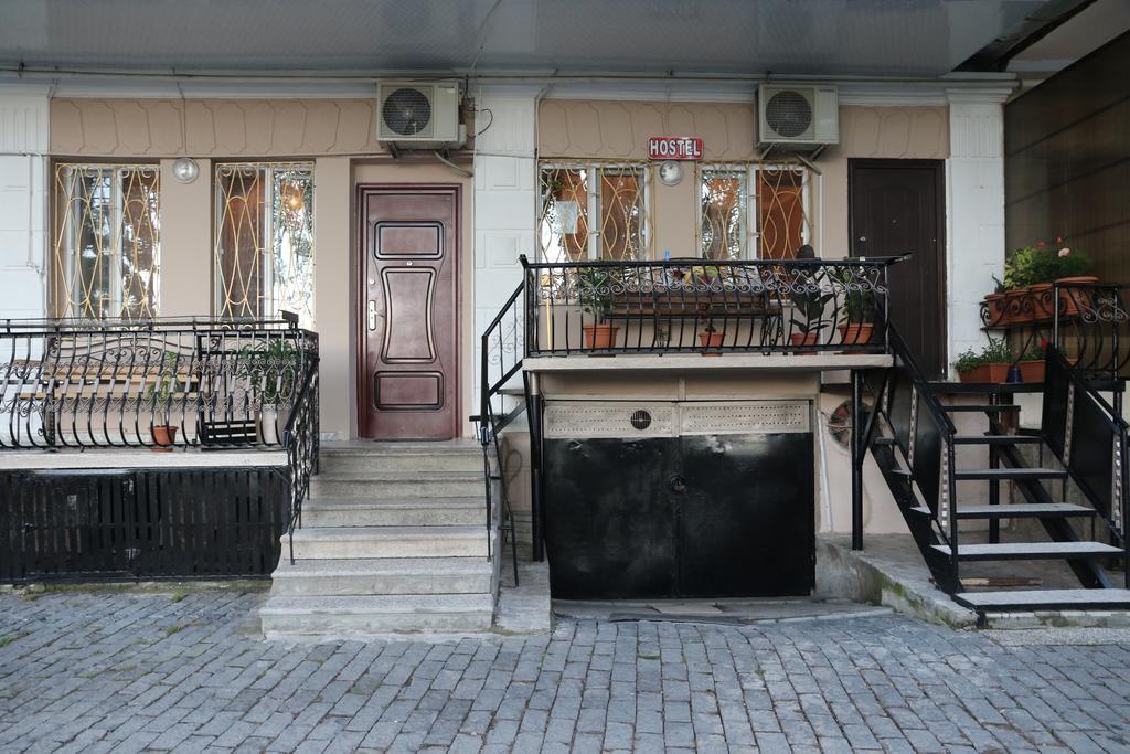 Hostel Saba Kutaisi Exteriör bild